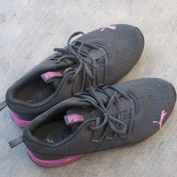 PUMA Soft Foam‎ Pink & Gray Fabric Running Shoes Size 9.5 - Picture 1 of 9